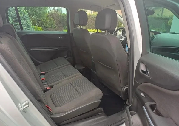 Opel Zafira cena 27900 przebieg: 252000, rok produkcji 2014 z Milanówek małe 92